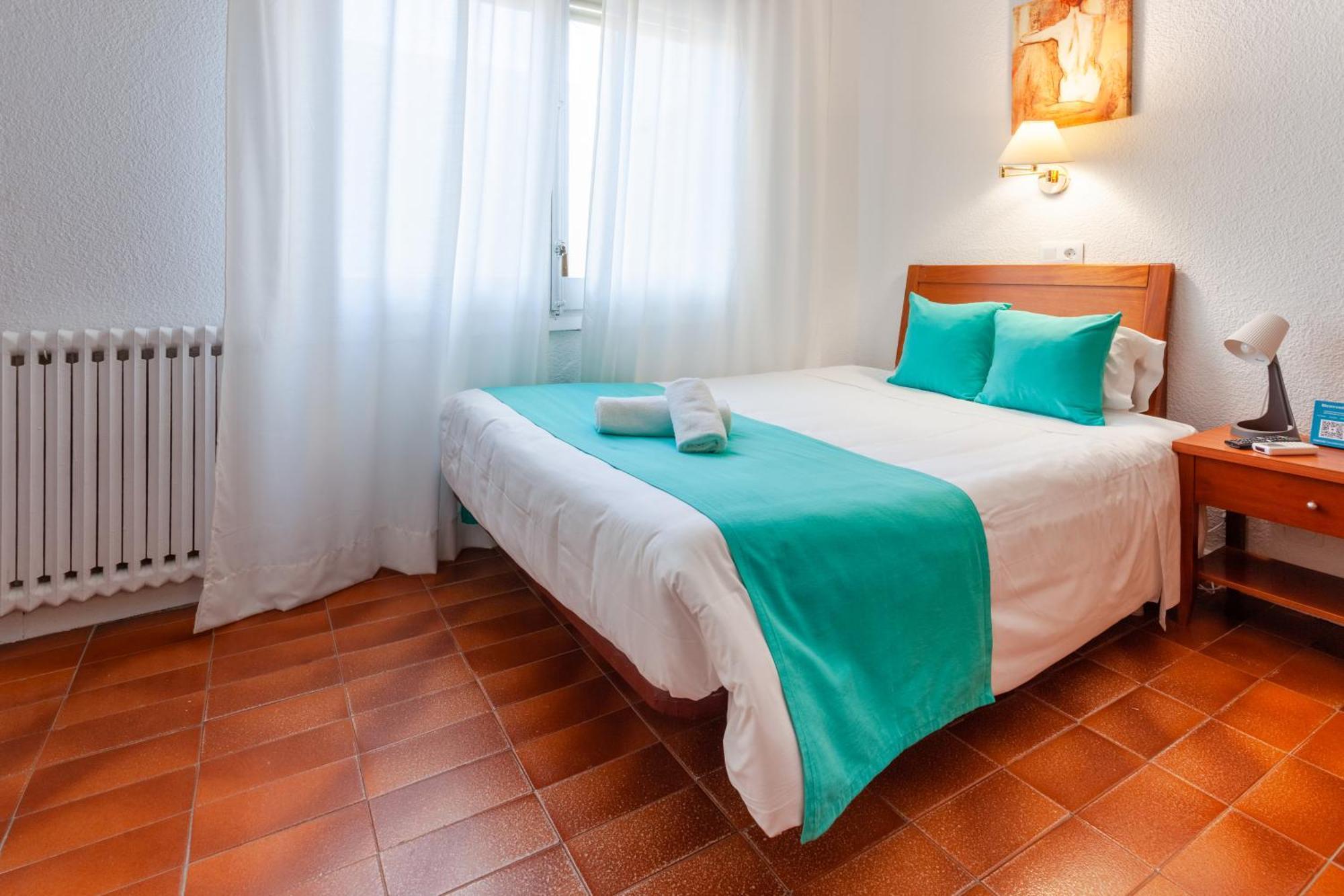 Hotel Checkin Torredembarra Esterno foto