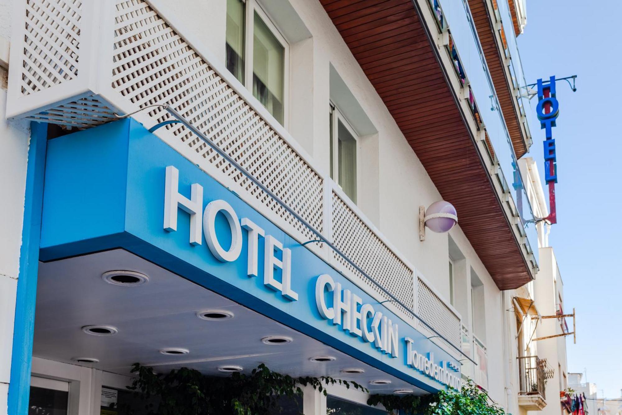 Hotel Checkin Torredembarra Esterno foto